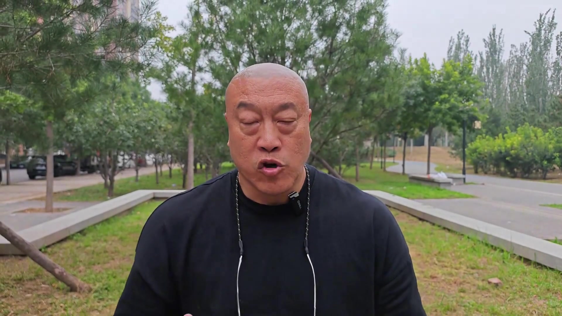  馬?。何艺J為森林狼用唐斯交易來蘭德爾&迪文岑佐，是最大受益者