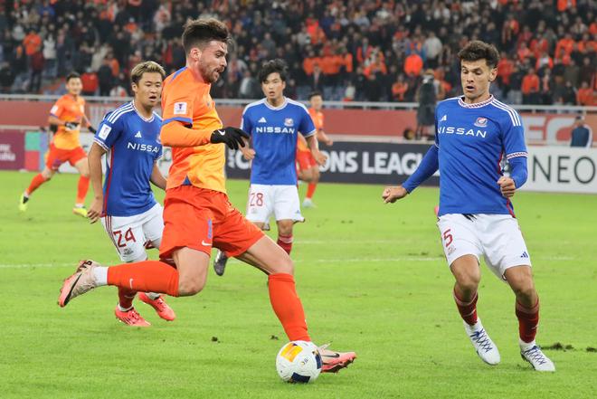  澤卡歸來，泰山五場狂轟14球，終局戰(zhàn)需解新難題