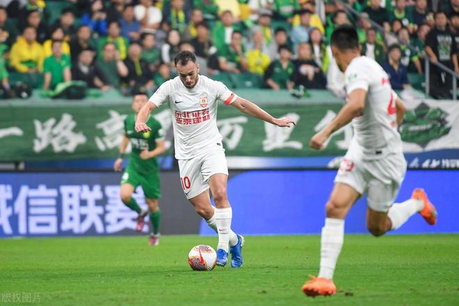 祝賀伊萬！國足新核心，高1米80，亞冠MVP。