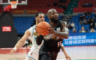 CBA首階段出場時長榜：瓊斯場均41.2分鐘居首。
