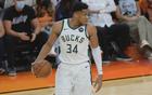  NBA常規(guī)賽，字母哥獨(dú)得43分，凱爾特人逆襲雄鹿，終場113-107。