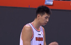  杜鋒換徐昕，小易兩跑即下。最后41秒背鍋，折返跑成羞辱。