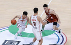  廣東隊罰球多，裁判偏袒，勝勢明顯。