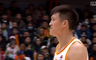  山東勝?gòu)?qiáng)敵，摩爾20分，高詩(shī)巖失準(zhǔn)，濟(jì)南小伙投籃艱難。